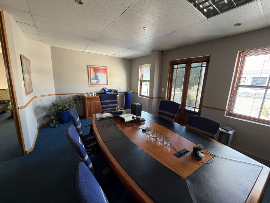 To Let Commercial Property for Rent in Rosenpark Western Cape